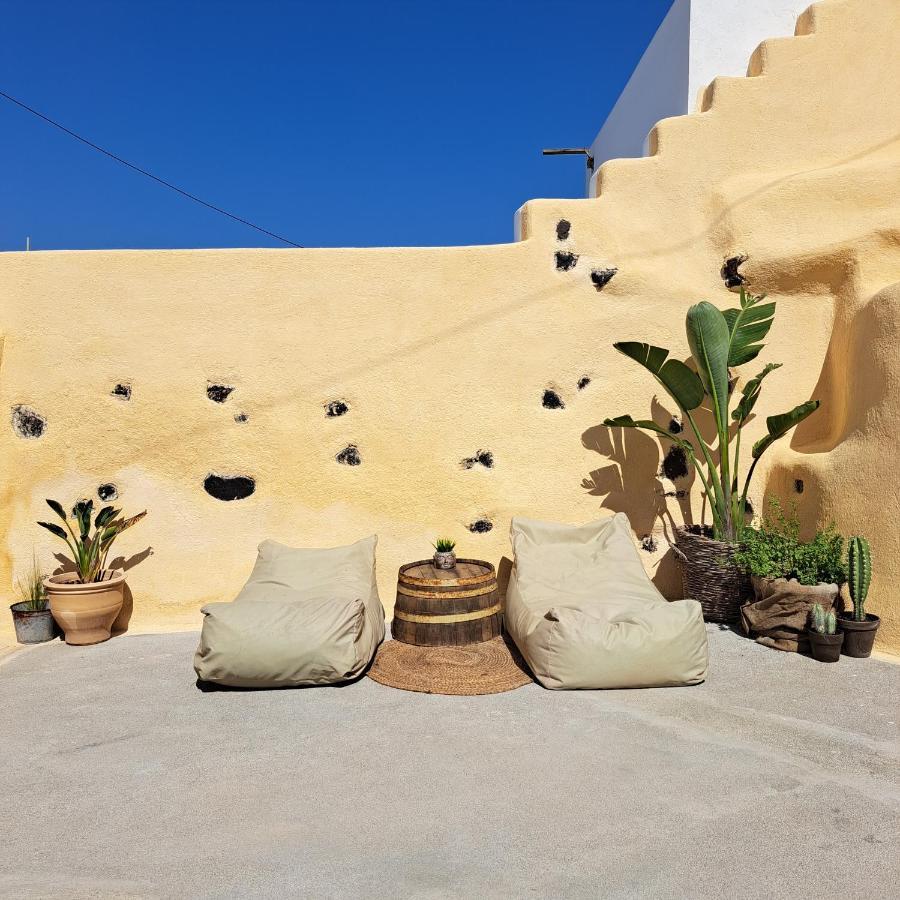 Caval I Hotel Fira  Exterior photo
